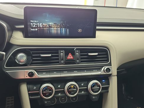 Used 2023 Genesis G70 2.0T w/ Sport Prestige Package image 19