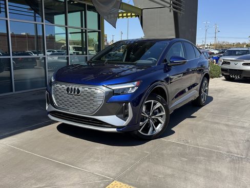 Used 2023 Audi Q4 e-tron Premium Plus w/ Premium Plus image 2