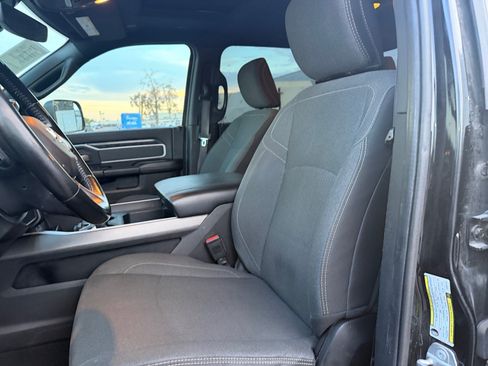 Used 2020 RAM 2500 Big Horn w/ Level 2 Equipment Group AWD/4WD image 13
