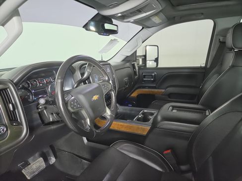 Used 2018 Chevrolet Silverado 2500 High Country AWD/4WD image 23