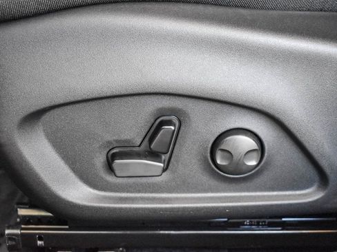 New 2026 Jeep Compass Limited image 21