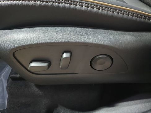 New 2026 Chevrolet Traverse High Country w/ LPO, Floor Liner Package AWD/4WD image 31