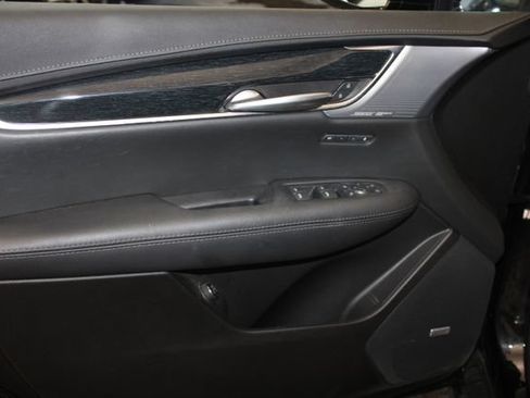 Certified 2024 Cadillac XT5 Premium Luxury w/ LPO, Floor Liner Package AWD/4WD image 21