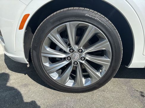 Used 2024 Buick Envista Avenir image 11