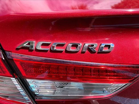 Used 2021 Honda Accord EX-L image 10