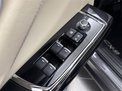 Used 2018 MAZDA CX-9 Grand Touring image 11