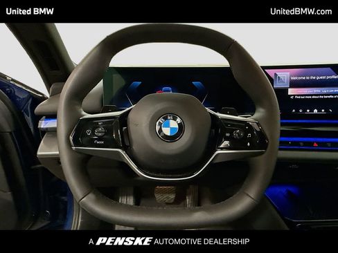 Used 2024 BMW 540i xDrive w/ Premium Package image 6