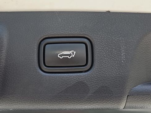 Used 2025 Hyundai Palisade SEL FWD image 13