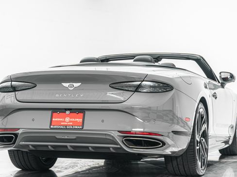 Used 2025 Bentley Continental GT Speed AWD/4WD image 9
