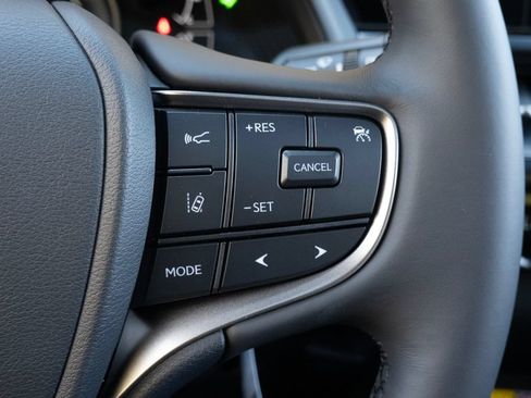 New 2026 Lexus UX 300h FWD image 24