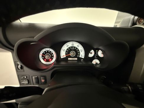 Used 2014 Toyota FJ Cruiser 4WD image 42