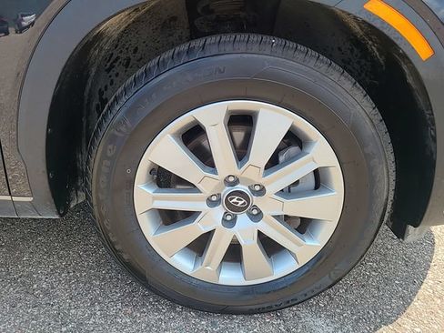 Used 2025 Hyundai Palisade SEL FWD image 9