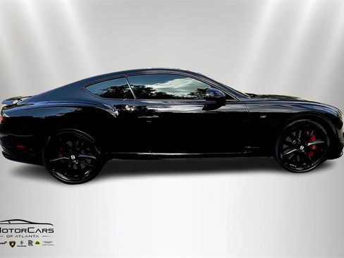 Used 2021 Bentley Continental GT image 6