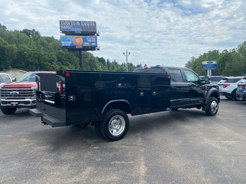 New 2026 Ford F550 4x4 Crew Cab image 12