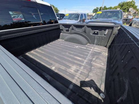 Used 2019 Ford F150 Lariat w/ Equipment Group 501A Mid AWD/4WD image 9