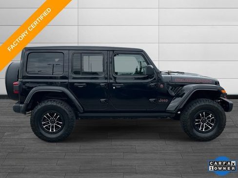 Certified 2025 Jeep Wrangler Unlimited Rubicon AWD/4WD image 3