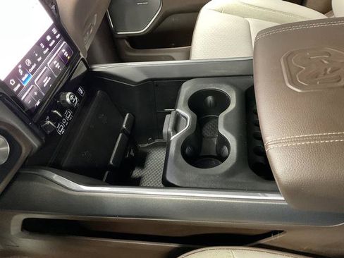 Used 2025 RAM 1500 Laramie image 20