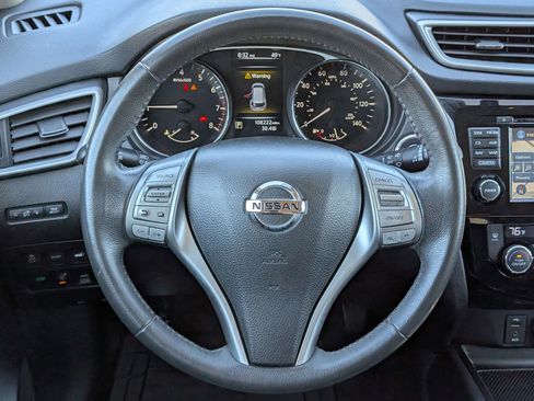 Used 2015 Nissan Rogue SL w/ SL Premium Package image 11