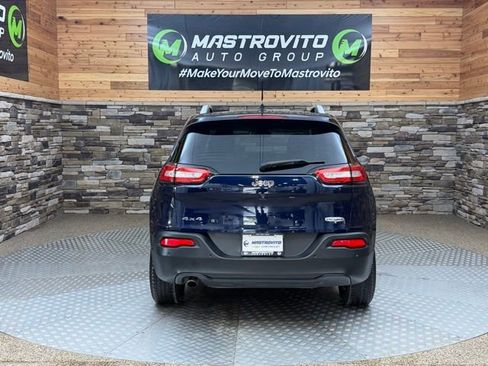 Used 2016 Jeep Cherokee Latitude w/ Safety/Convenience Group AWD/4WD image 8