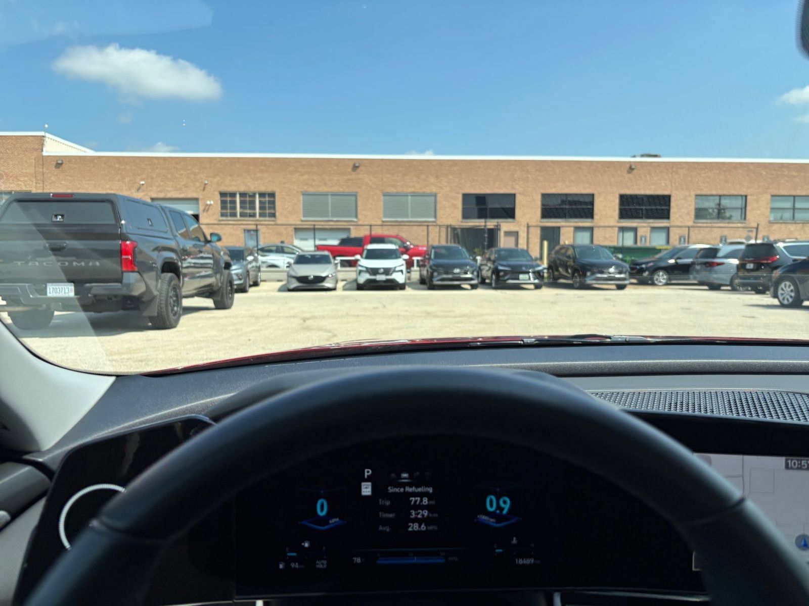 Used 2025 Hyundai Elantra Limited FWD image 33