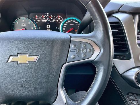 Used 2017 Chevrolet Suburban Premier AWD/4WD image 7