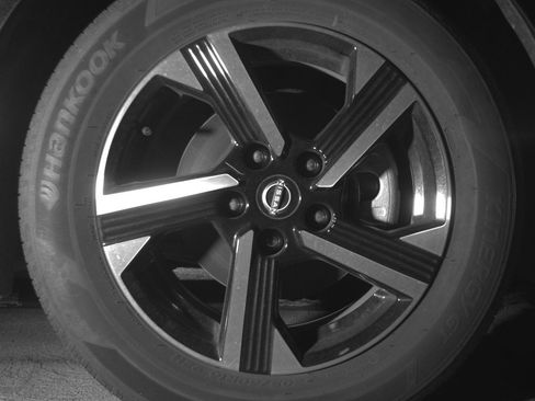 Used 2025 Nissan Sentra SV FWD image 13