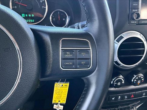 Used 2014 Jeep Wrangler Unlimited Rubicon w/ Dual Top Group AWD/4WD image 12