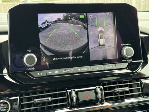 Used 2023 Nissan Pathfinder Rock Creek image 25