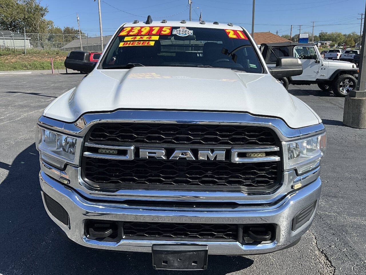Used 2021 RAM 3500 Tradesman w/ Chrome Appearance Group AWD/4WD image 8