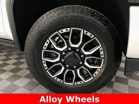 Certified 2022 GMC Sierra 2500 AT4 w/ AT4 Premium Plus Package AWD/4WD image 55