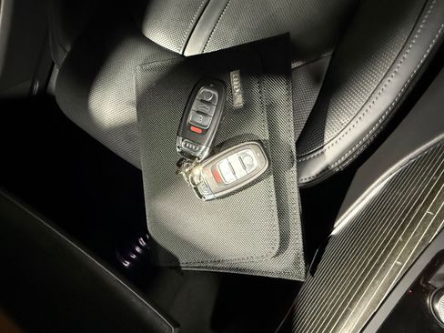 Used 2018 Audi S6 Prestige w/ Prestige Package image 63