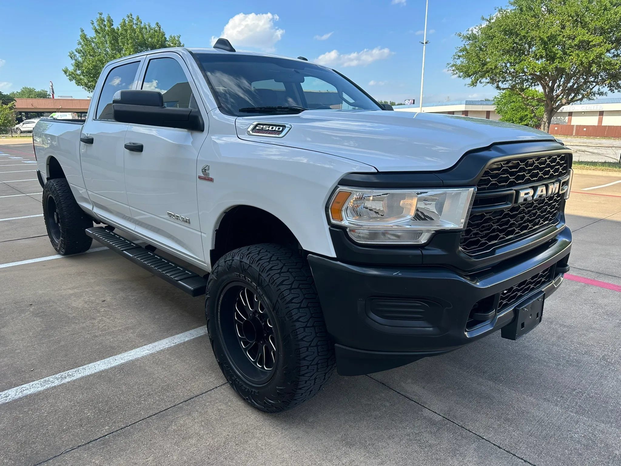 Used 2019 RAM 2500 Tradesman AWD/4WD image 4