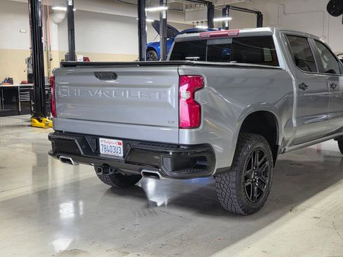 Used 2023 Chevrolet Silverado 1500 LT Trail Boss w/ LT Trail Boss Premium Package AWD/4WD image 11