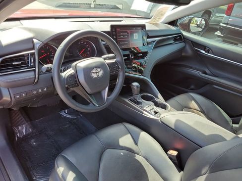 Used 2022 Toyota Camry XSE w/ Cold Weather Package image 20