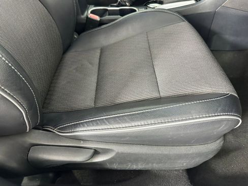 Used 2016 Toyota Corolla S image 30