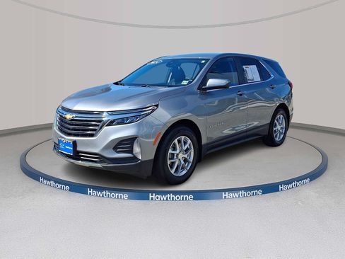 Used 2024 Chevrolet Equinox LT FWD image 3