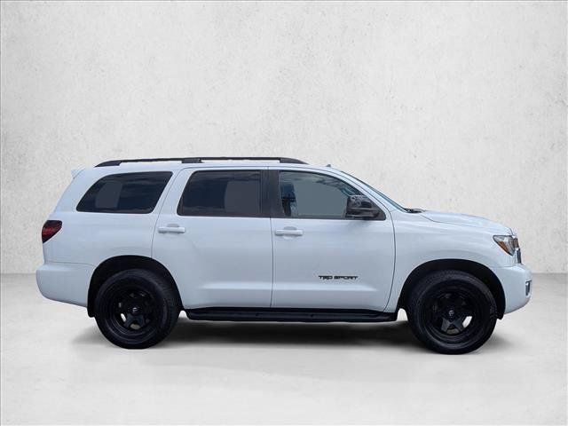 Used 2018 Toyota Sequoia TRD Sport AWD/4WD image 4