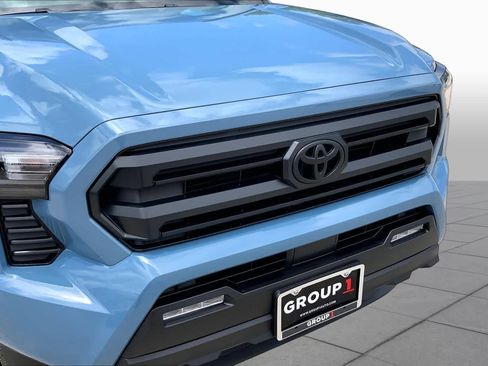 Used 2026 Toyota Tacoma SR5 AWD/4WD image 28