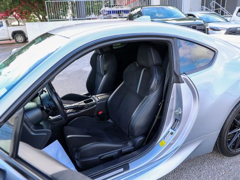 Used 2024 Toyota GR86 Premium RWD image 33