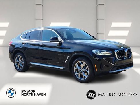 Certified 2022 BMW X4 xDrive30i w/ Premium Package 2 AWD/4WD image 1