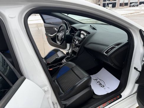 Used 2016 Ford Focus ST w/ Equipment Group 401A image 14