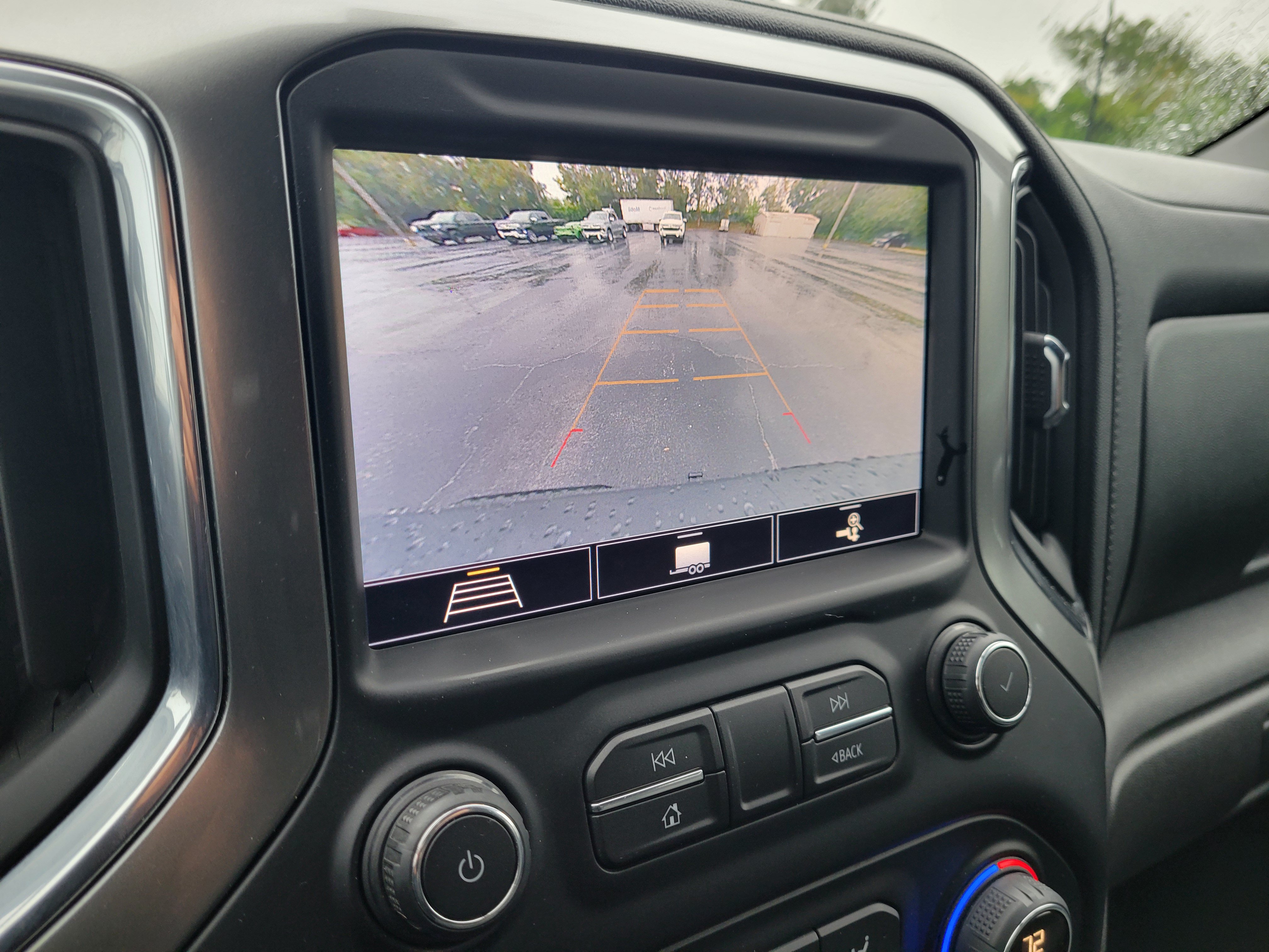 Certified 2020 Chevrolet Silverado 1500 LT w/ All-Star Edition AWD/4WD image 23
