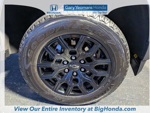 Used 2026 Chevrolet Colorado W/T w/ WT Custom Package RWD image 14
