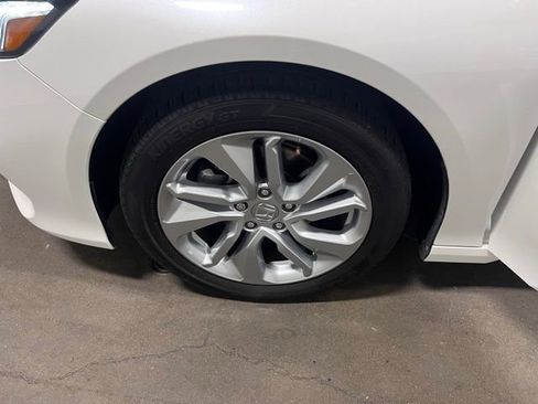 Used 2020 Honda Accord LX image 30