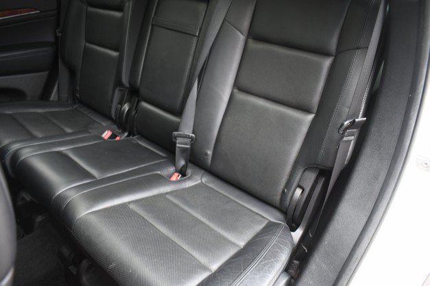 Used 2012 Jeep Grand Cherokee Limited w/ Luxury Group II AWD/4WD image 23