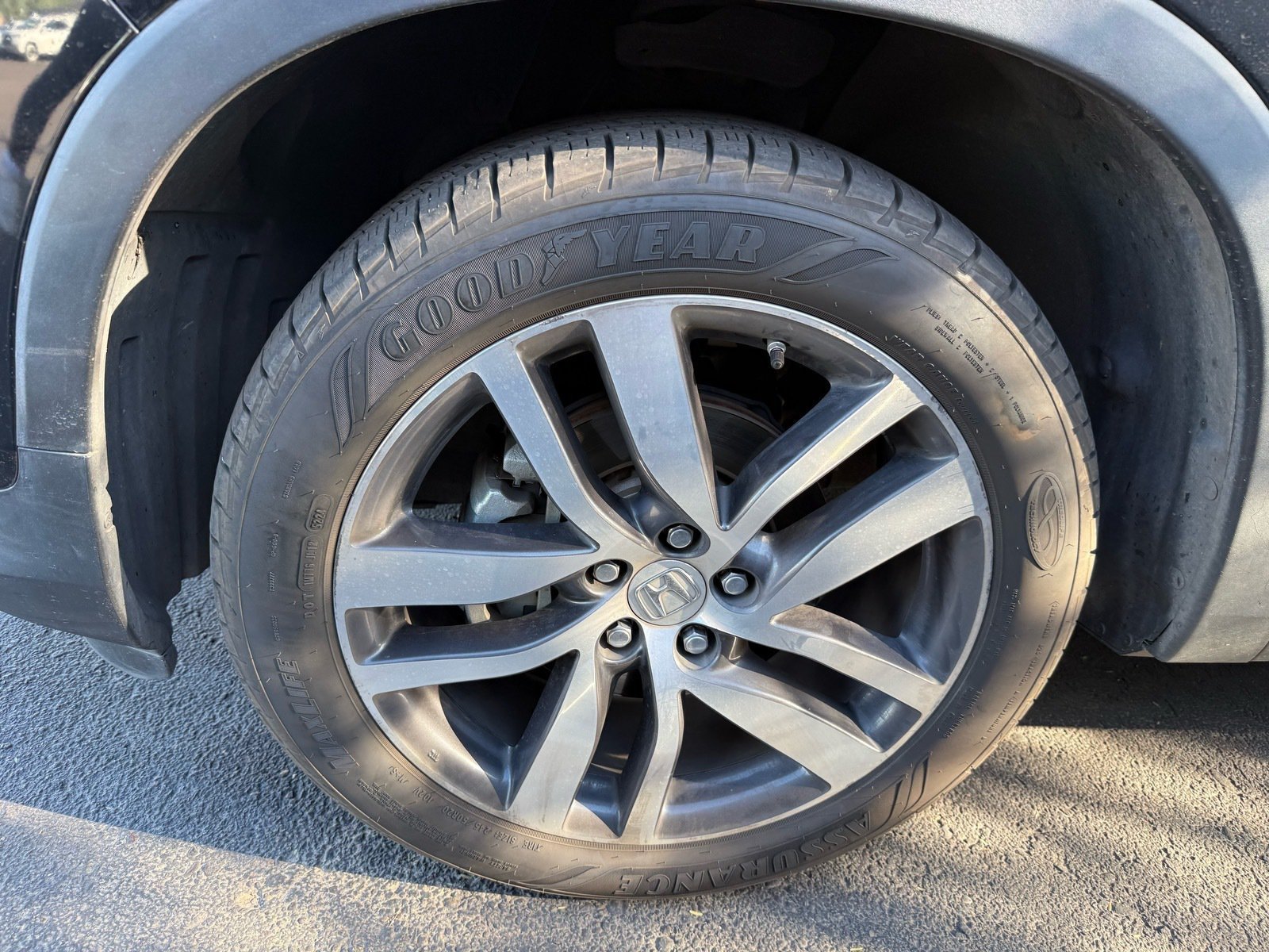 Used 2017 Honda Pilot Touring image 7