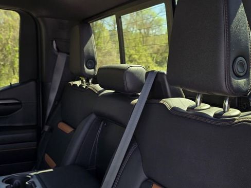 Used 2024 GMC Sierra 1500 AT4 w/ Technology Package image 29