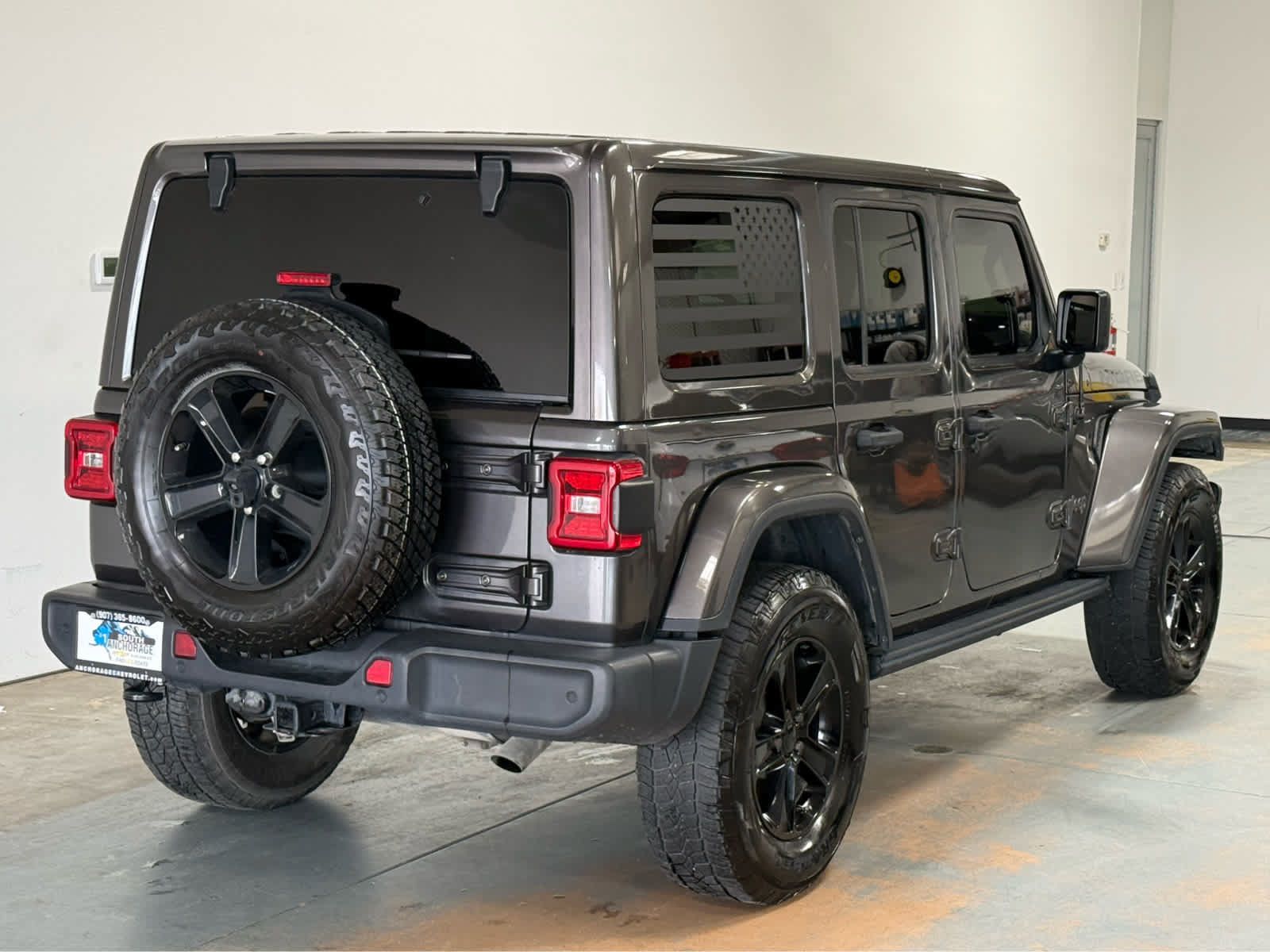 Used 2018 Jeep Wrangler Unlimited Sahara w/ Quick Order Package 24M Moab AWD/4WD image 7