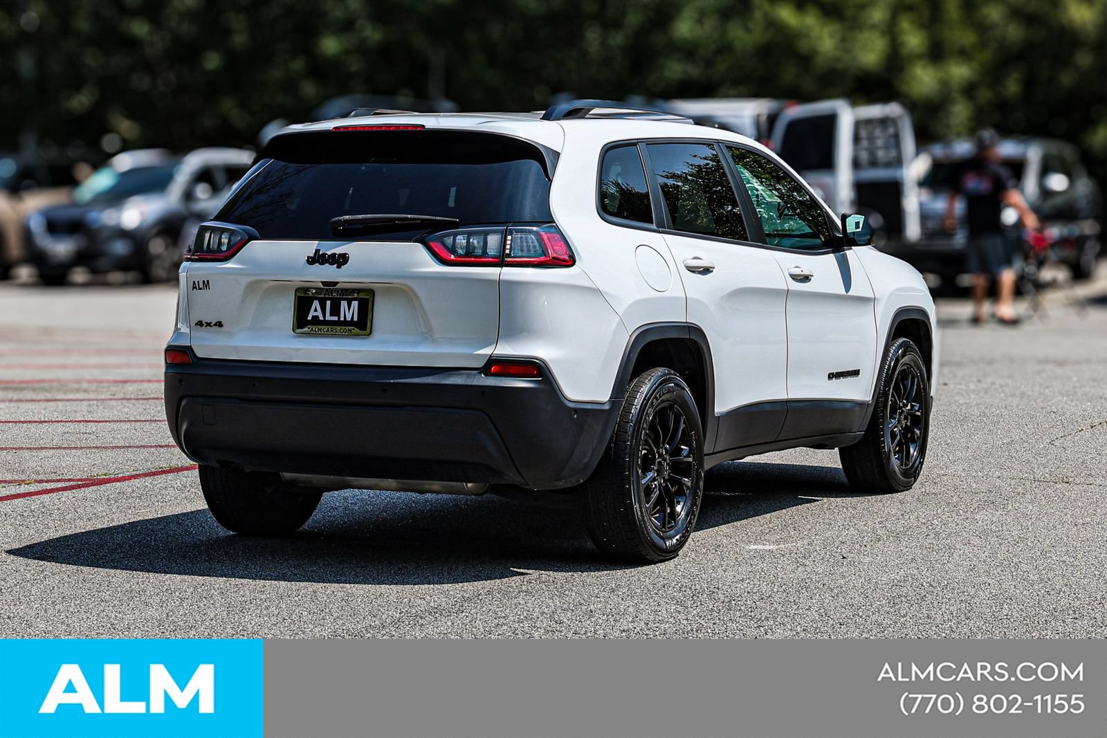 Used 2023 Jeep Cherokee Altitude Lux AWD/4WD image 6