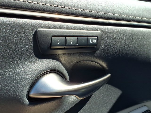 Used 2021 Lexus ES 350 w/ Premium Package FWD image 4